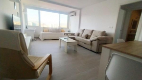 Luminoso apartamento a 10 minutos de la playa